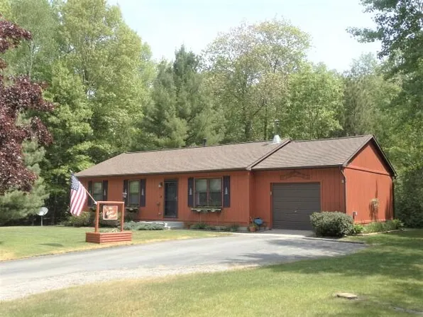 7116 Woodlea Rd W, Oscoda, MI 48750