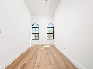 733 Knickerbocker Ave #3B, Brooklyn, NY 11221