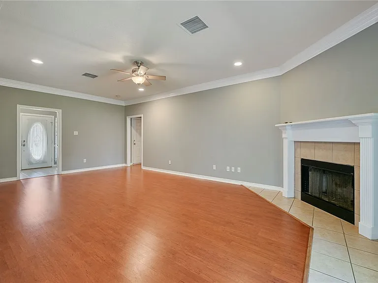 4406 Colony Chase Dr — Photo 3