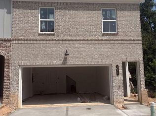550 Feldspar Way, Lawrenceville, GA 30043
