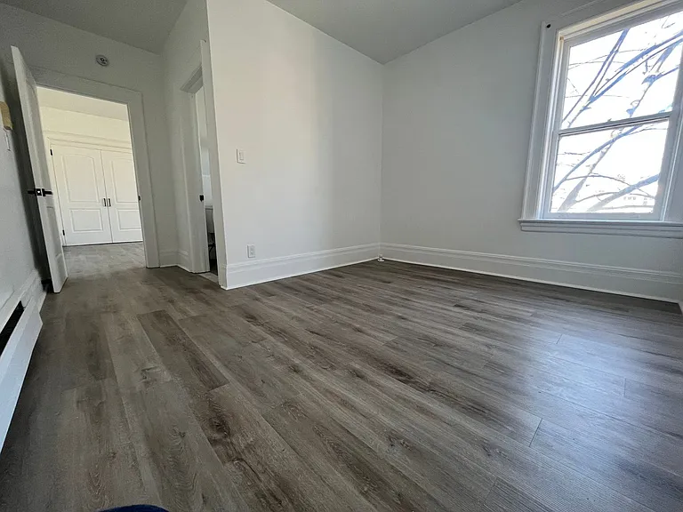26 Irving Pl — Photo 14