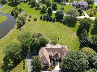 9 Wind Ridge Rd, South Barrington, IL 60010