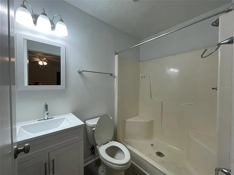 2503 Wilson St — Photo 14