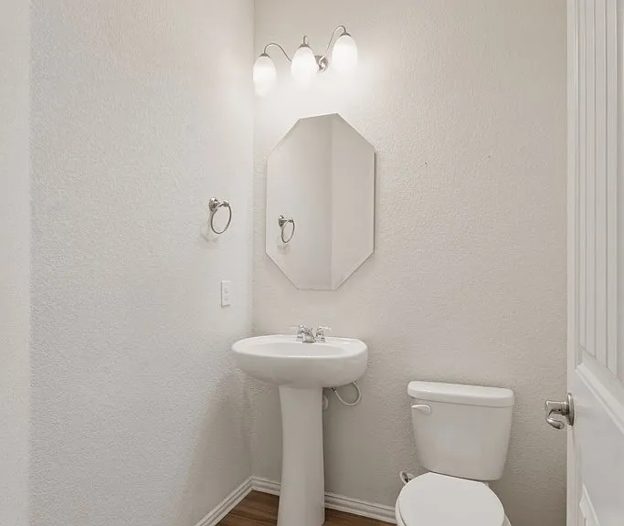 6910 Kate Reed Dr — Photo 17