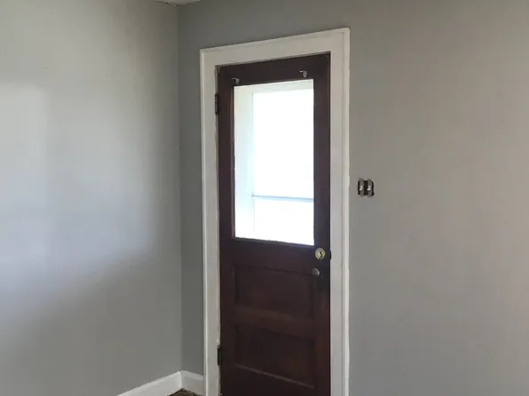 215 S East St, Hillsboro, OH 45133