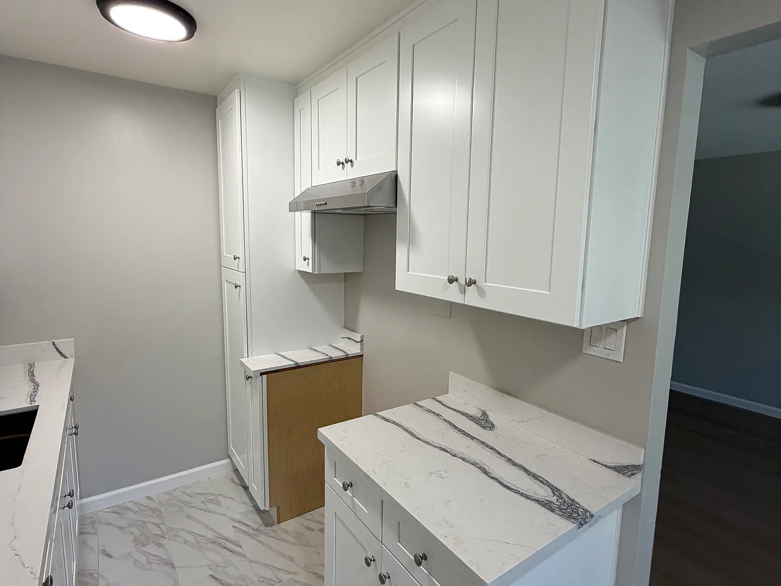 1 bed, 740 sqft, $1,935 — Photo 3