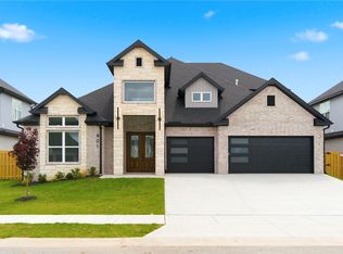 401 Hedge Dr, Centerton, AR 72719