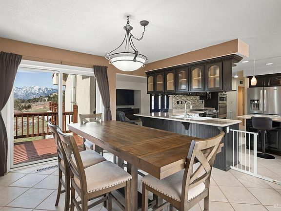 5th image of 2179 Fish Springs Rd