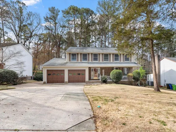 1021 Whetstone Ct, Raleigh, NC 27615