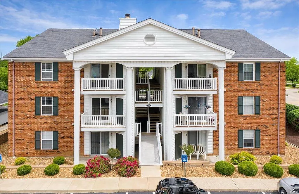 160 Jubilee Hill Dr Unit J photo 1