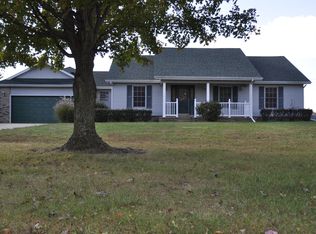 2070 E 546th Rd, Pleasant Hope, MO 65725