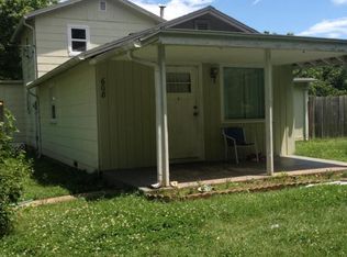 608 N Orchard Crest Ave, Springfield, MO 65802