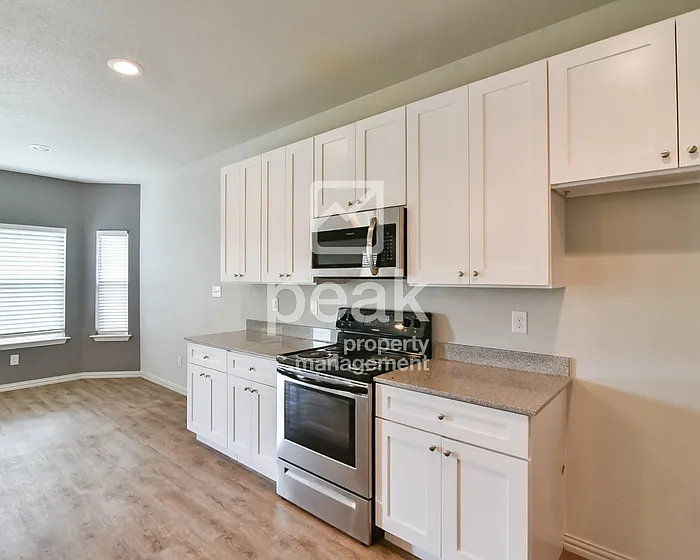 1555 Milam St — Photo 17