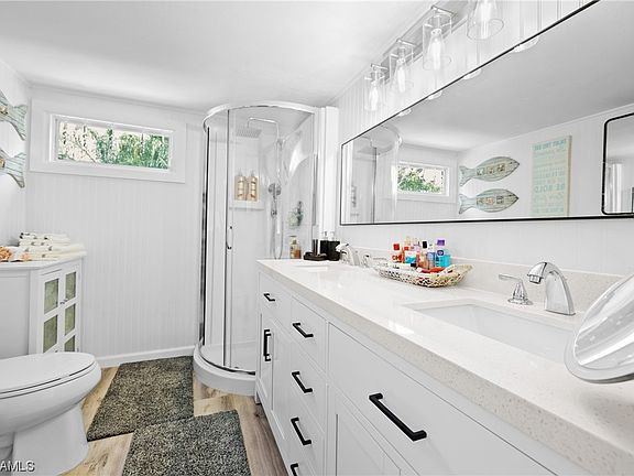5th image of 26171 Princess Ln