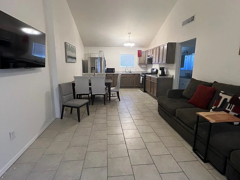 7711 Adobe Dr — Photo 6