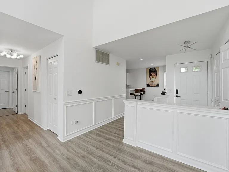1117 Hawthorne Ln #1117 — Photo 13