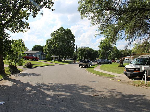 4th image of 3018 Monticello Dr