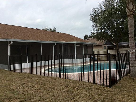 5th image of 8947 Angelica Dr