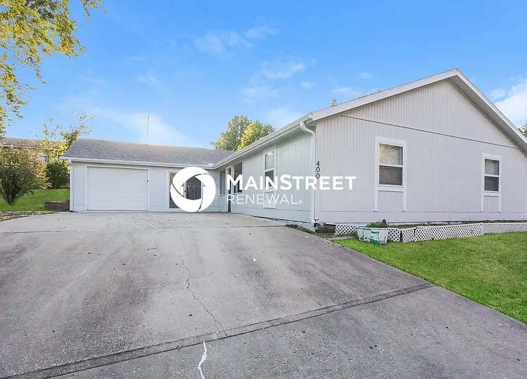 400 Holtz St — Photo 1