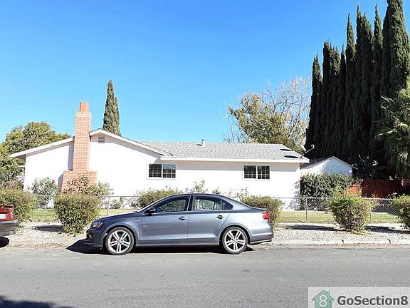 3rd image of 424 Beth Dr