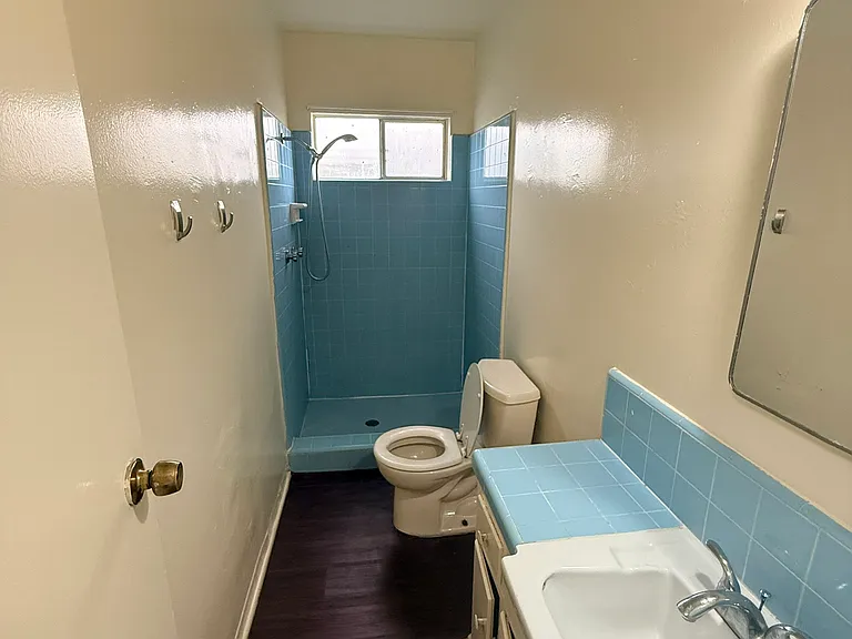 3920 W 113th St #5 — Photo 13