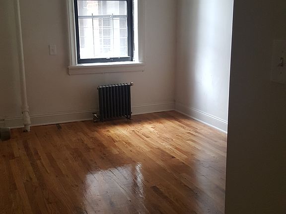 4th image of 723 E 27th St APT 6F