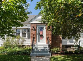 8 Cardinal Rd, Worcester, MA 01602
