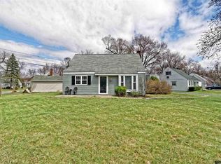 1 Burns Pl, Latham, NY 12110