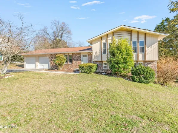 12204 W Kings Gate Rd, Knoxville, TN 37934