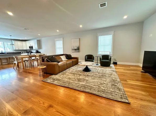 37 Wallkill Ave, Montgomery, NY