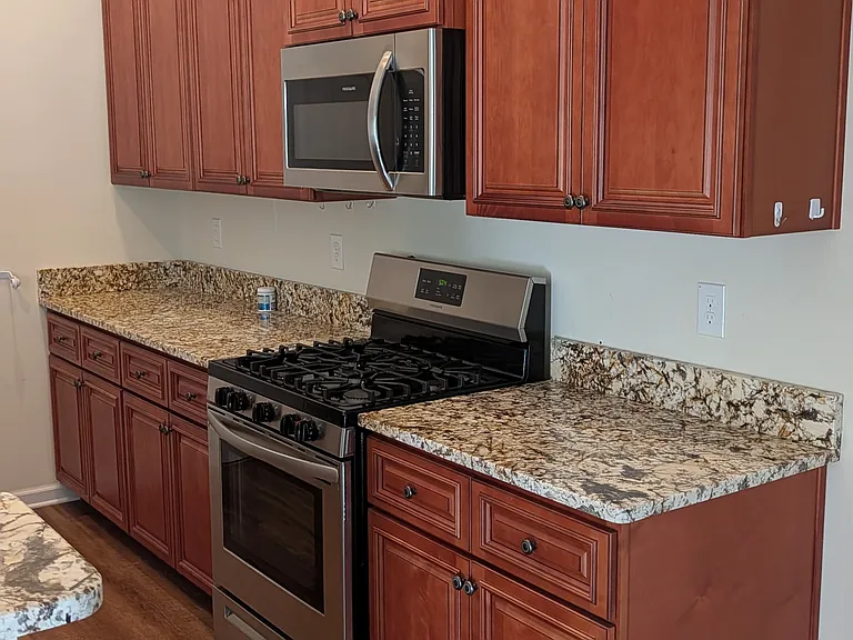 409 Arecales Dr — Photo 23