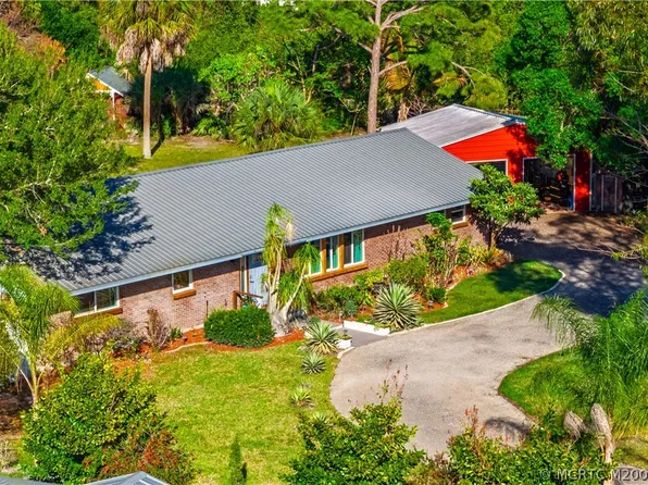1776 NW Palmetto Ct, Stuart, FL 34994