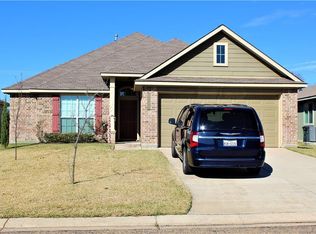 5122 Sagewood Dr, College Station, TX 77845
