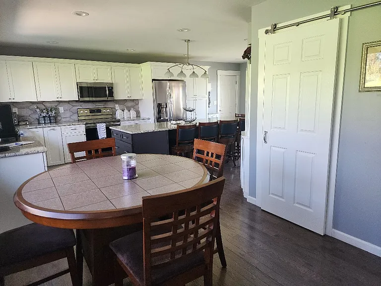 3122 Elmwood Dr — Photo 10