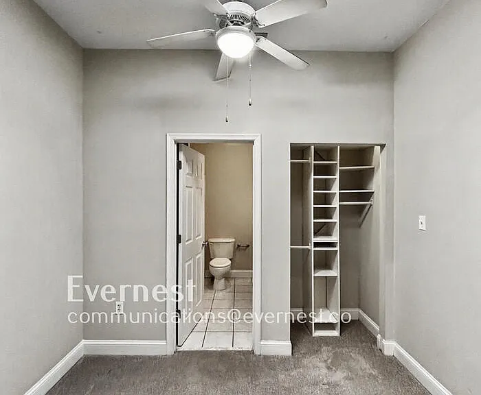 2418 E Franklin St #U104 — Photo 12