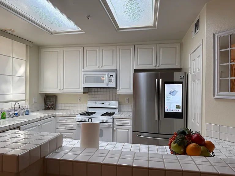 W Summerfield Cir — Photo 6