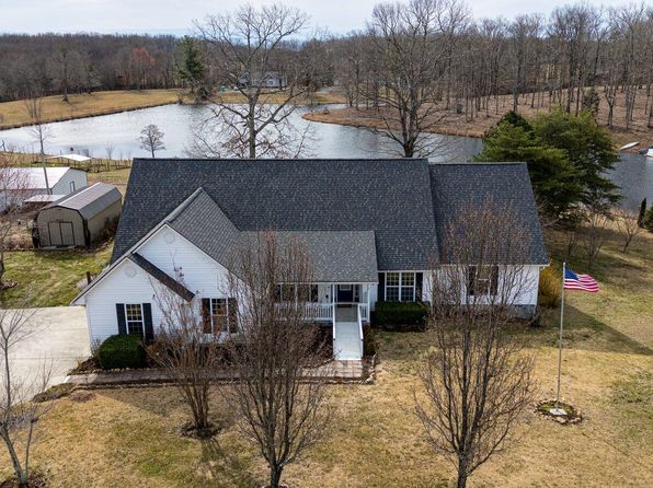 204 Lake Haven Dr, Soddy Daisy, TN 37379