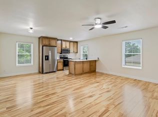 434 S Old Wire Rd APT C, Washburn, MO 65772