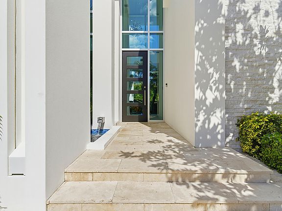 5th image of 125 Churchill Road