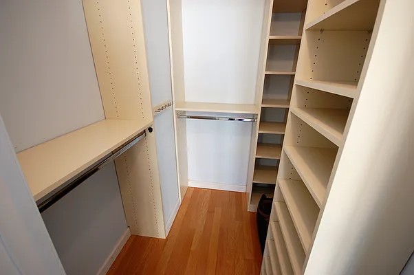 Rented by Re/Max In The City | media 3