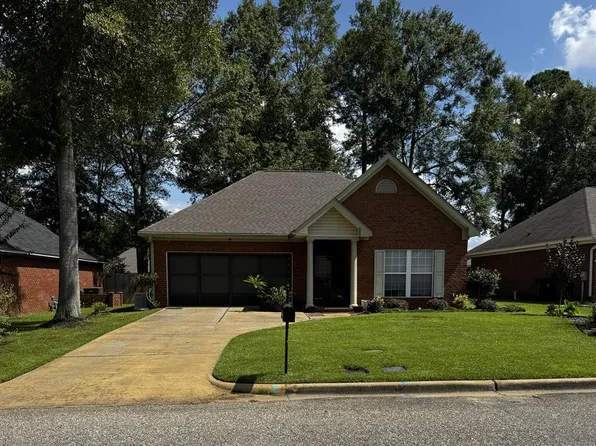 117 Lawrenceburg Ct, Dothan, AL 36301