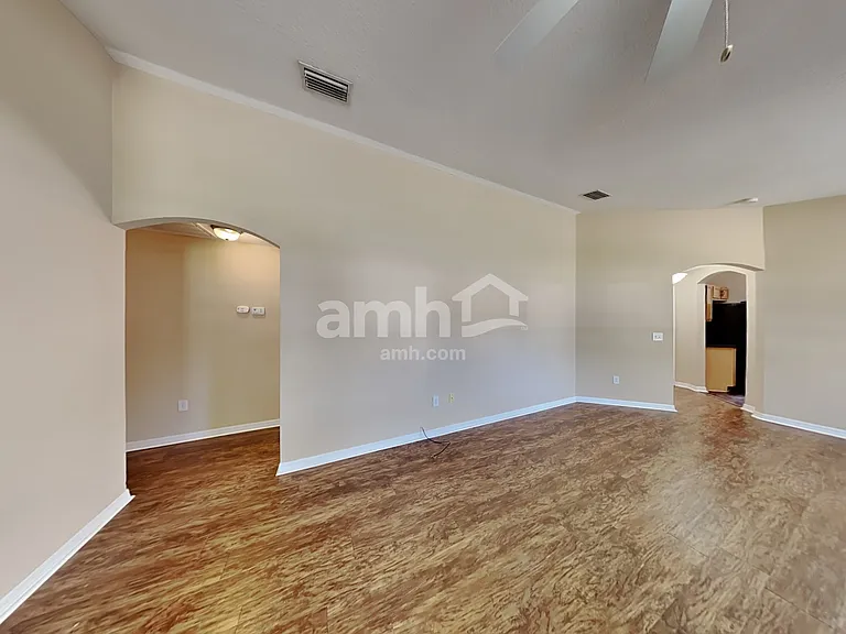 10047 Perthshire Cir — Photo 5