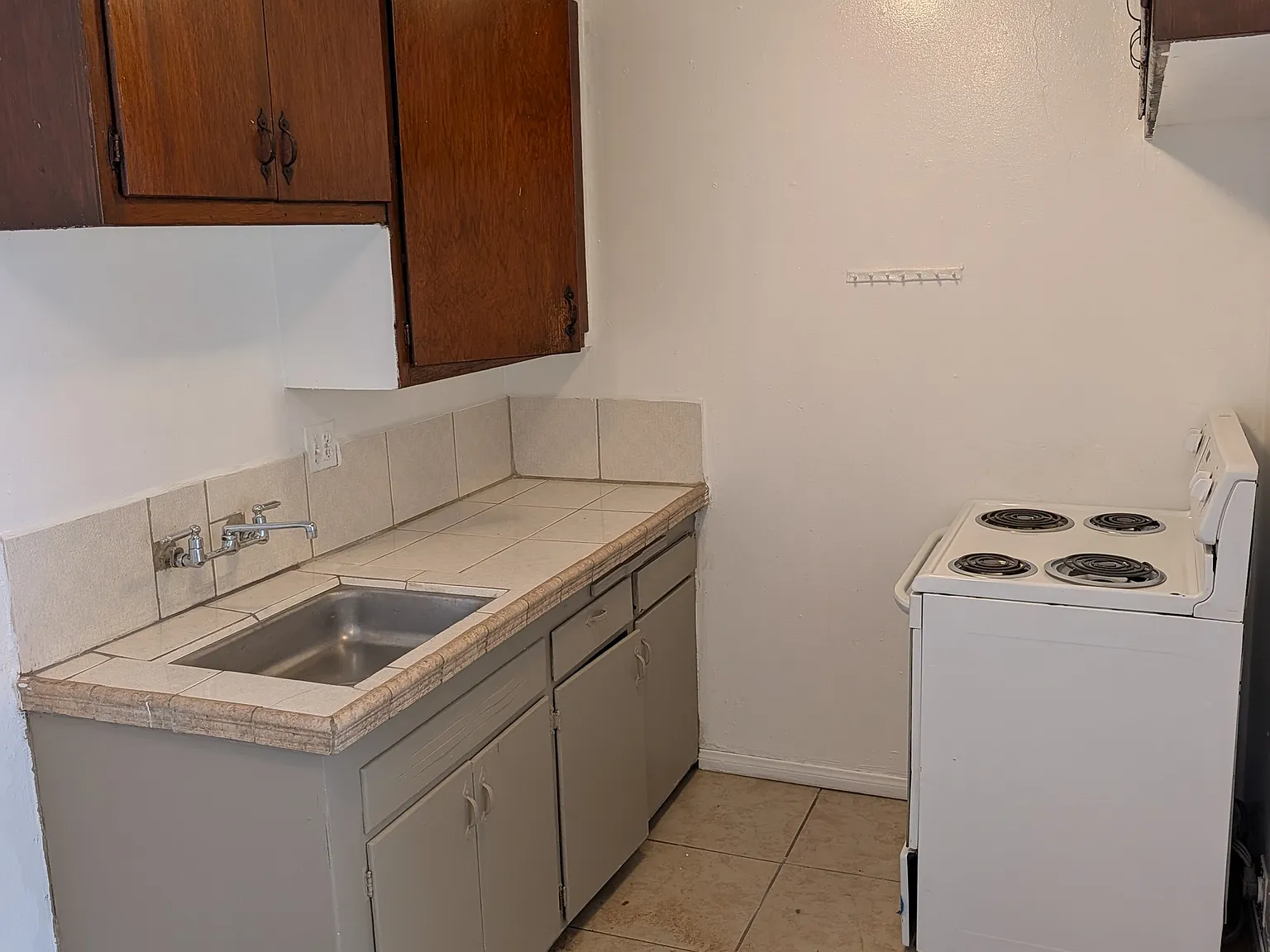 2 bed, 800 sqft, $1,695 — Photo 2