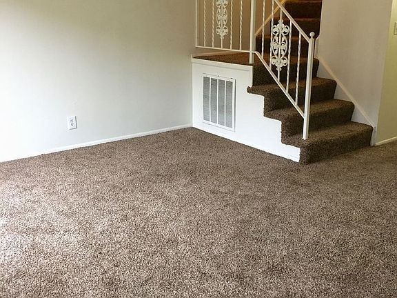 3rd image of 869 E Colony S #19