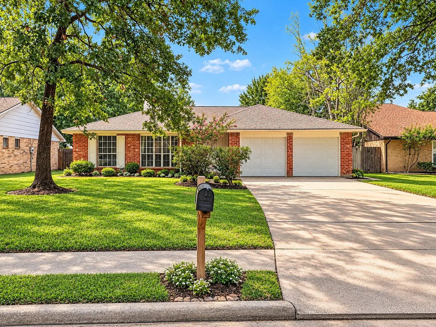 4 bed, 2.0 bath, 1698 sqft, $1,800 — Photo 3