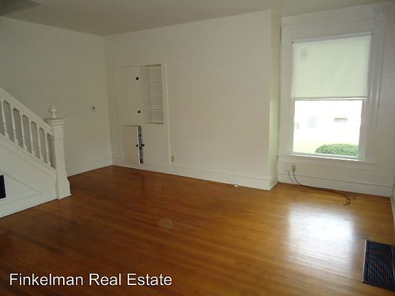 2nd image of 3108 Grand Ave