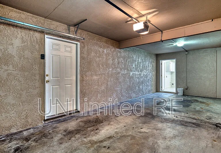 2980 Winterhaven Dr — Photo 20
