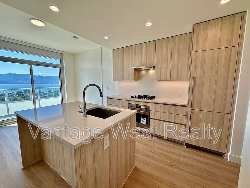 1st image of 1626 Water St #1806