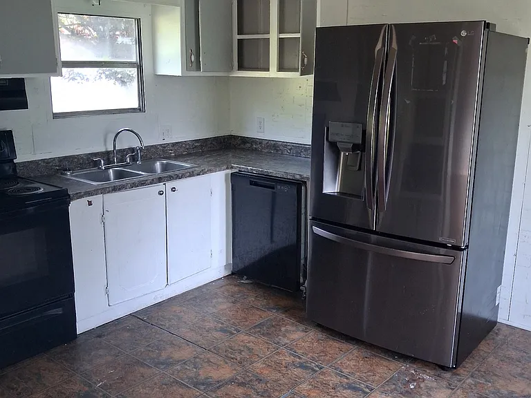 2246 Mountain Pine Rd #33 — Photo 3