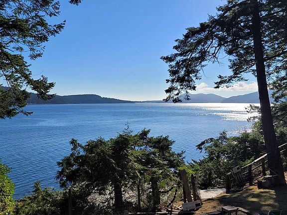 2nd image of 4218 Armadale Rd